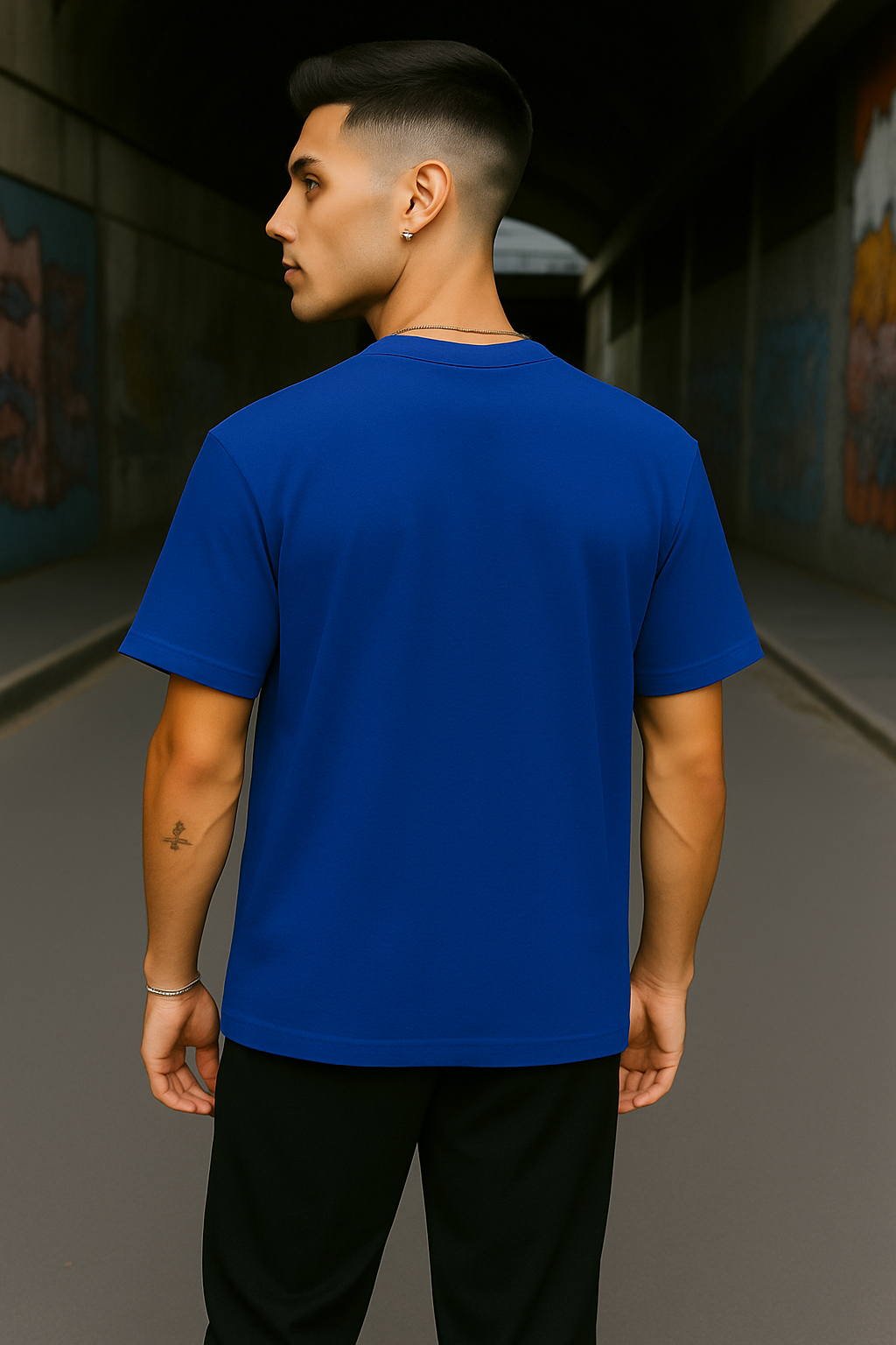 Oversized T-Shirt– Men’s Drop Shoulder Street Style
